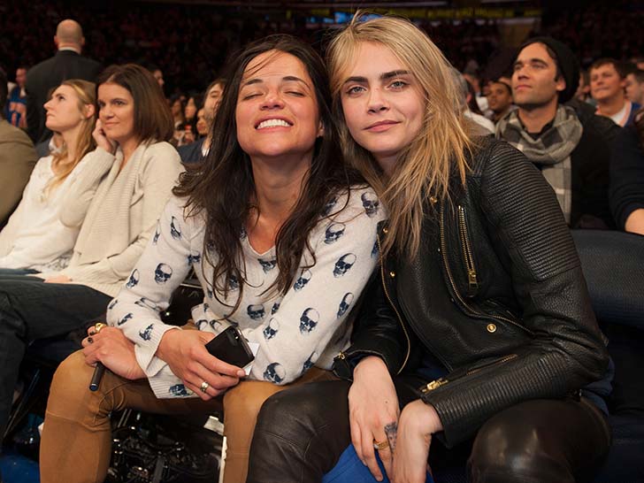 15-celebrities-you-didnt-know-were-gay_10