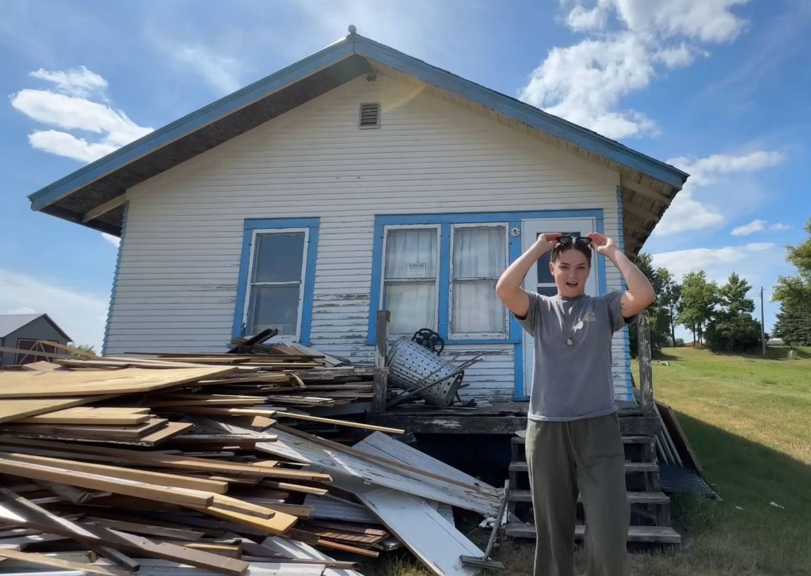 A 100-Year-Old House For $1: The Amazing Renovation That Changed Everything_1