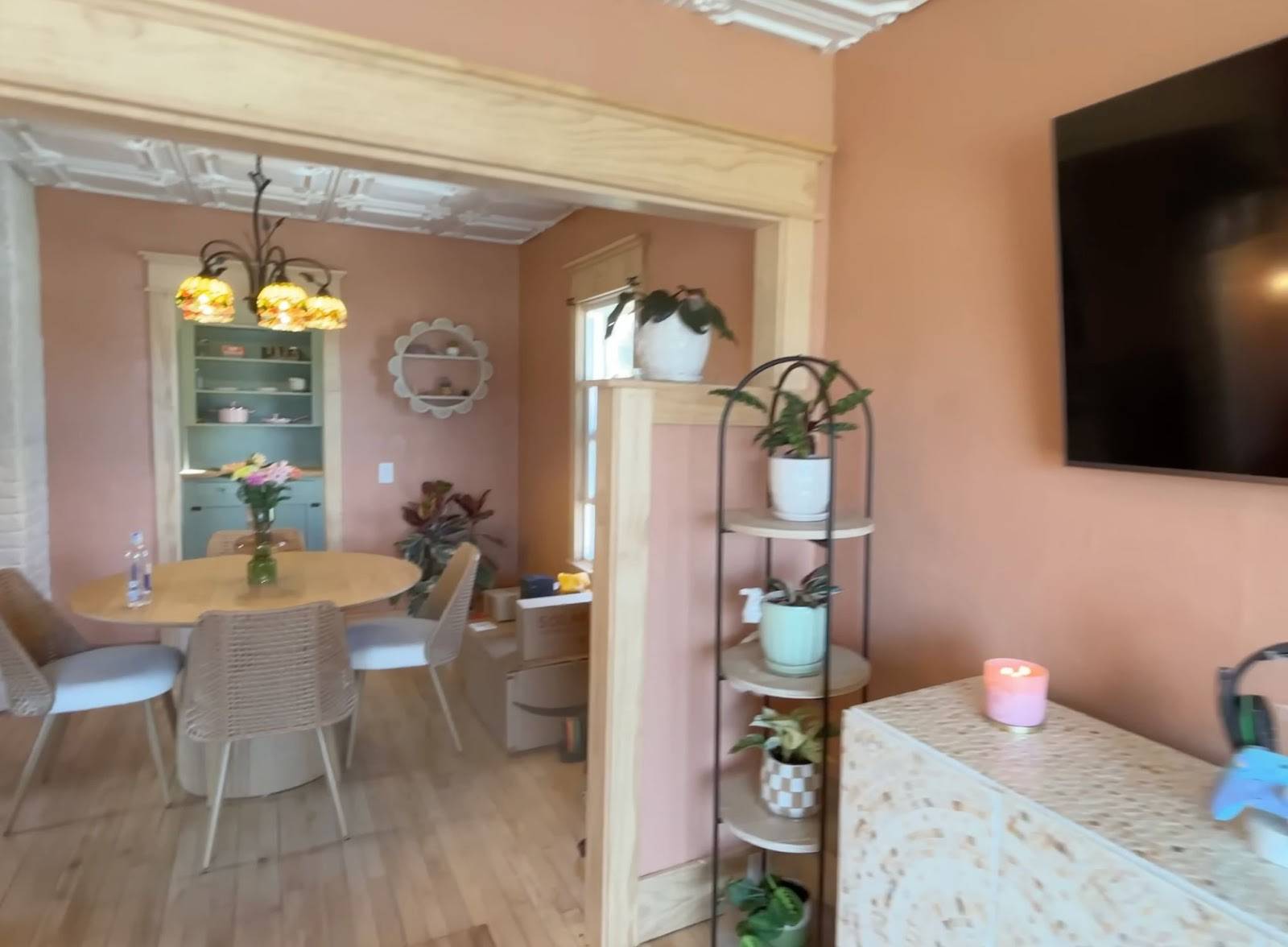 A 100-Year-Old House For $1: The Amazing Renovation That Changed Everything_8