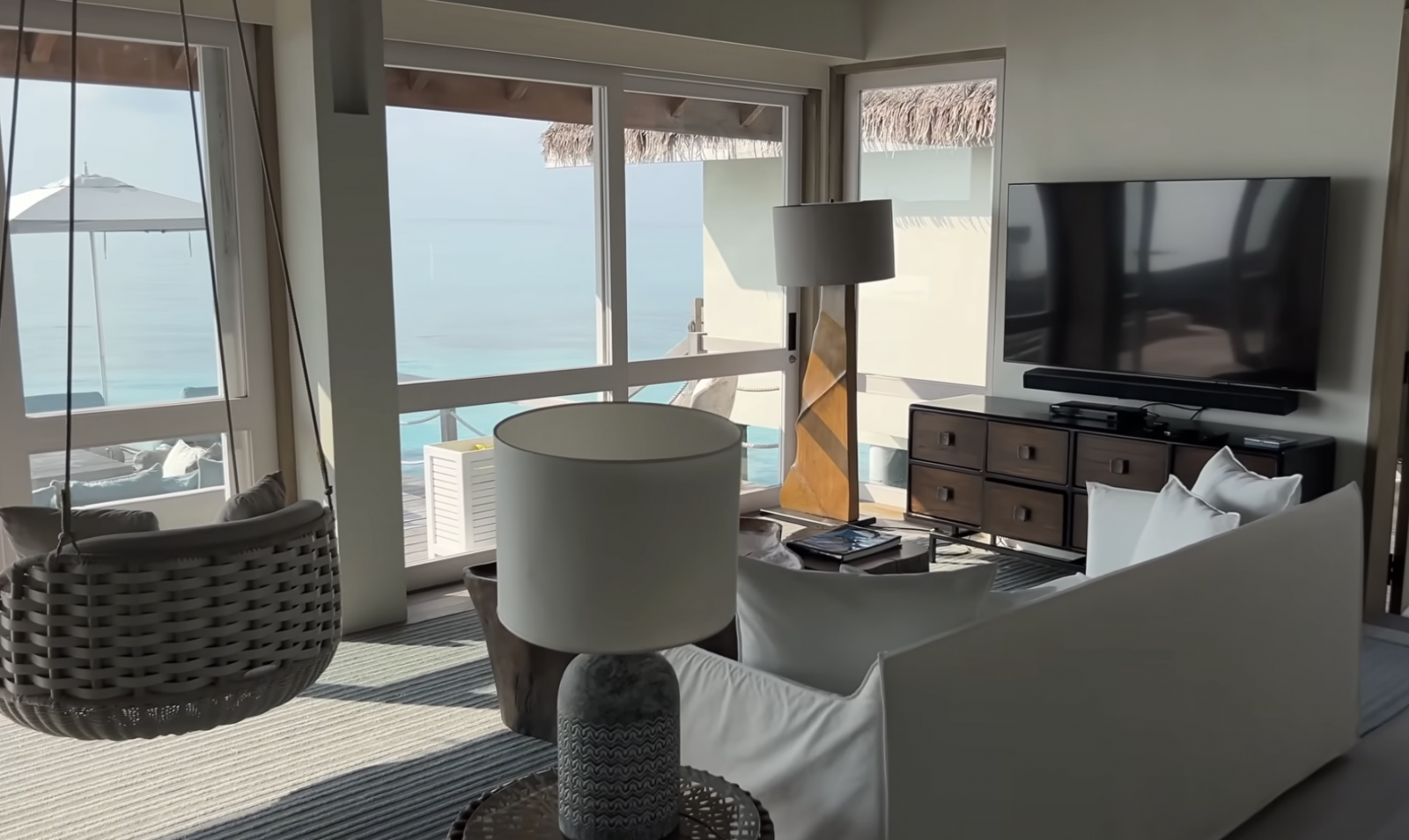 inside-a-50-000-night-5-acre-maldives-private-island-resort-12