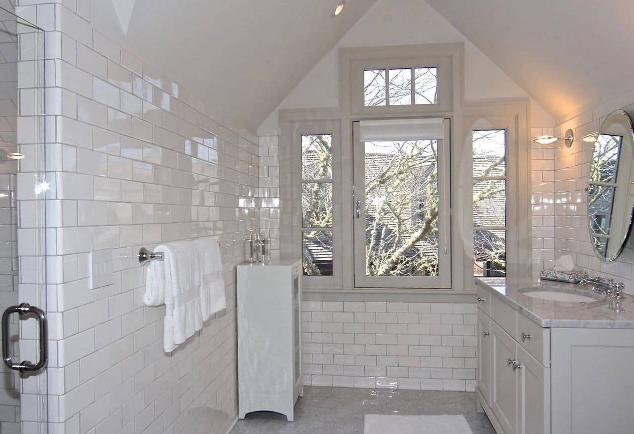Inside Look: A Tour of The Obamas' $12M New House_8