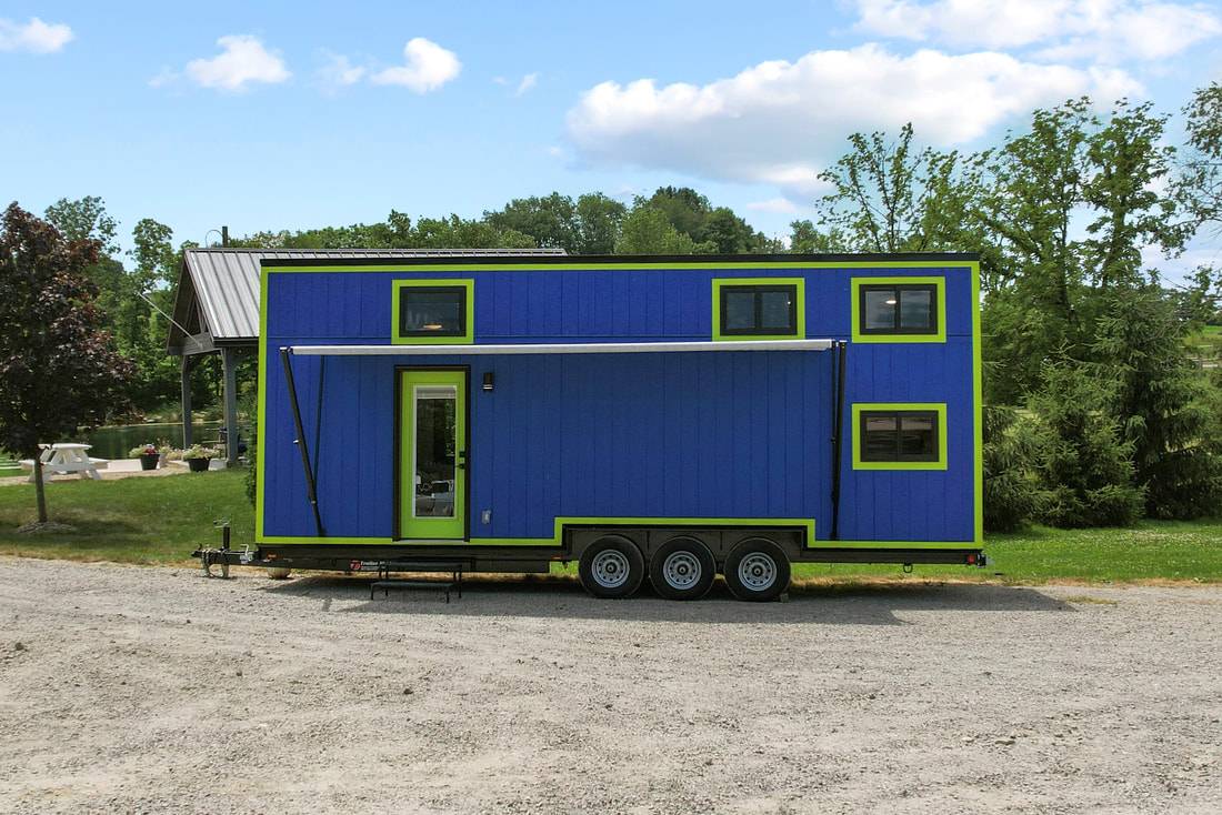 Small Space, Big Dreams: Life In A 240-Square-Foot Trailer House_1
