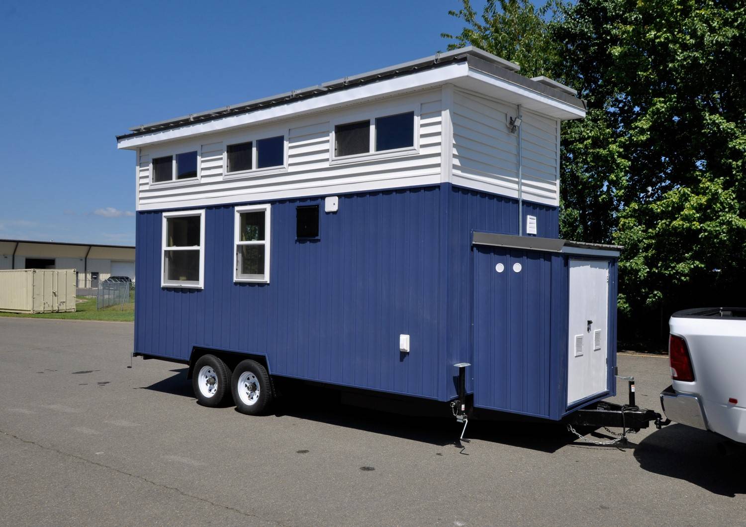 Small Space, Big Dreams: Life In A 240-Square-Foot Trailer House_10