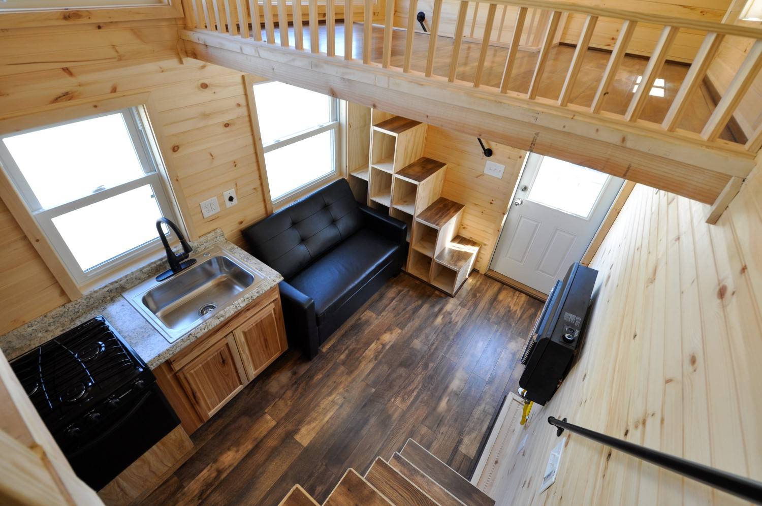 Small Space, Big Dreams: Life In A 240-Square-Foot Trailer House_11