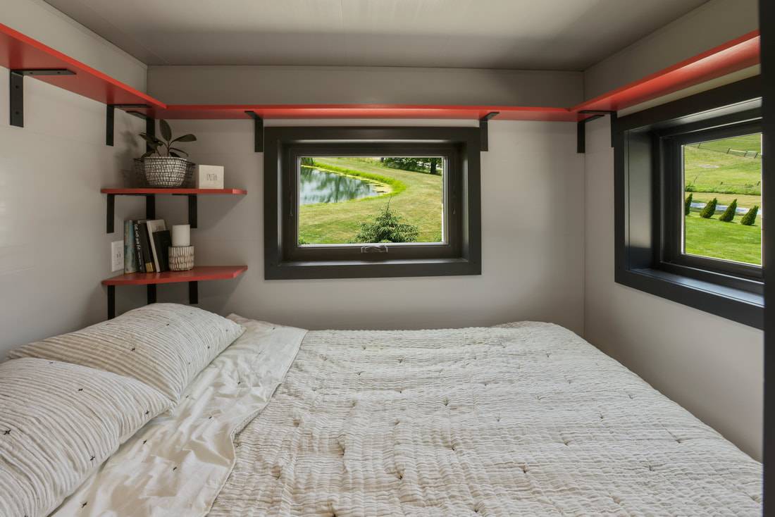 Small Space, Big Dreams: Life In A 240-Square-Foot Trailer House_4
