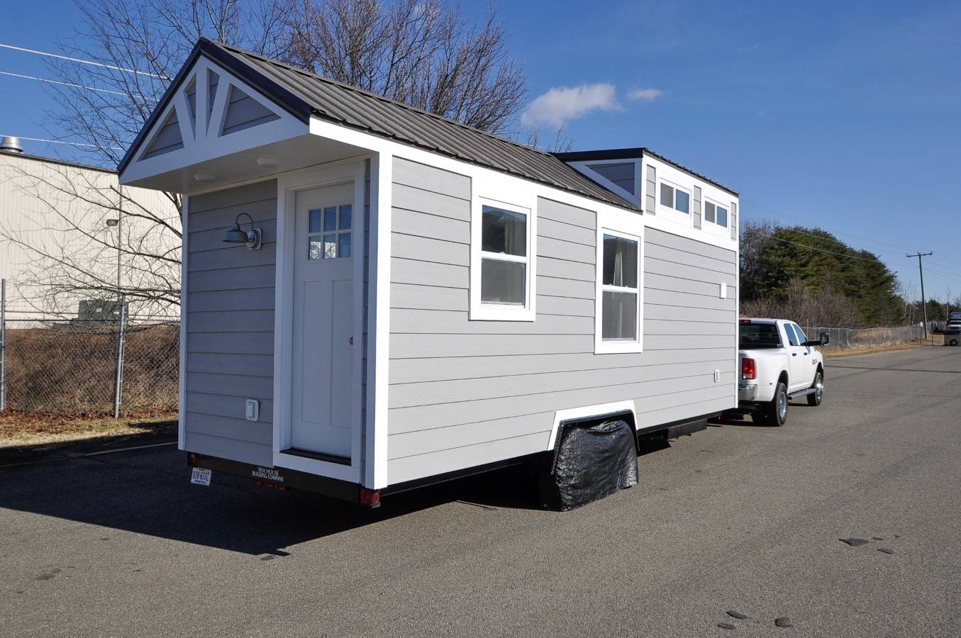 Small Space, Big Dreams: Life In A 240-Square-Foot Trailer House_8