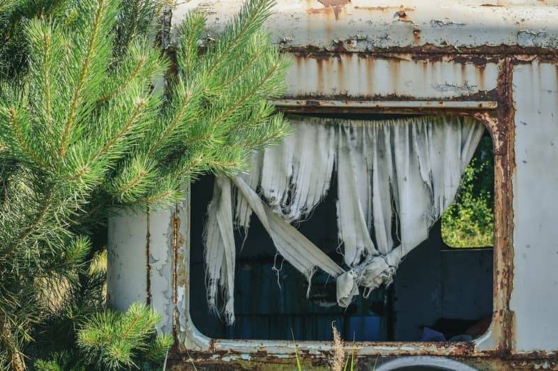 Son Inherits Abandoned Trailer, Discovers Father's Web Of Lies Unraveling_6