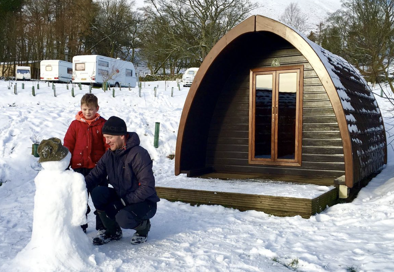 This Tiny Log Cabin Is Only 20 Sqm, But You'll Love It After Stepping Inside!_6