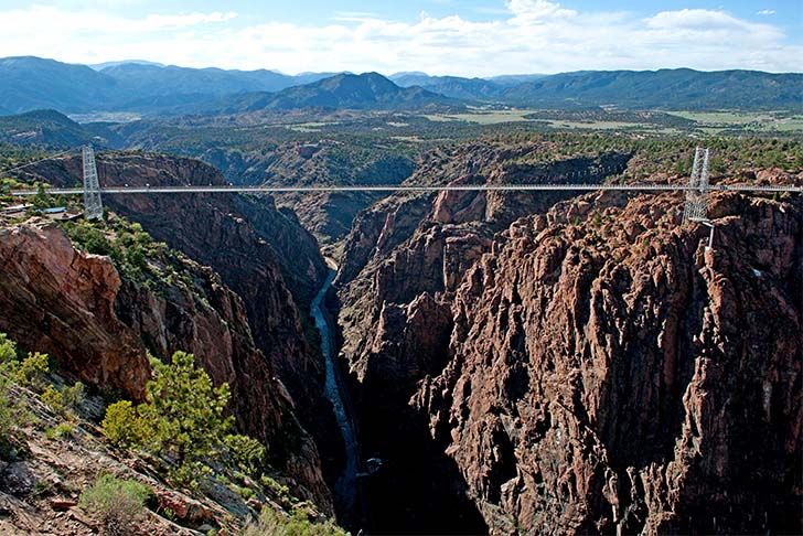 10-most-exciting-bungee-jumps-in-the-world_1