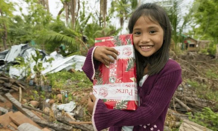 11 Years After Boy Sent Shoebox Gift, He Receives A Life-Changing Message_9