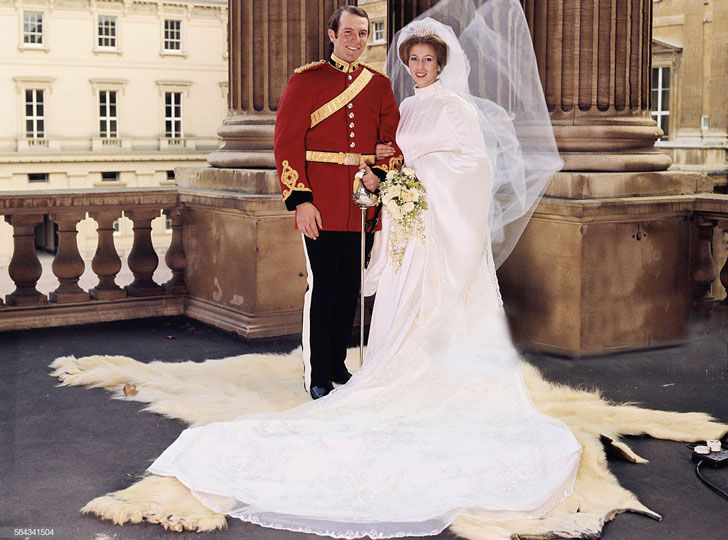 20-most-iconic-royal-wedding-dresses-in-history_7