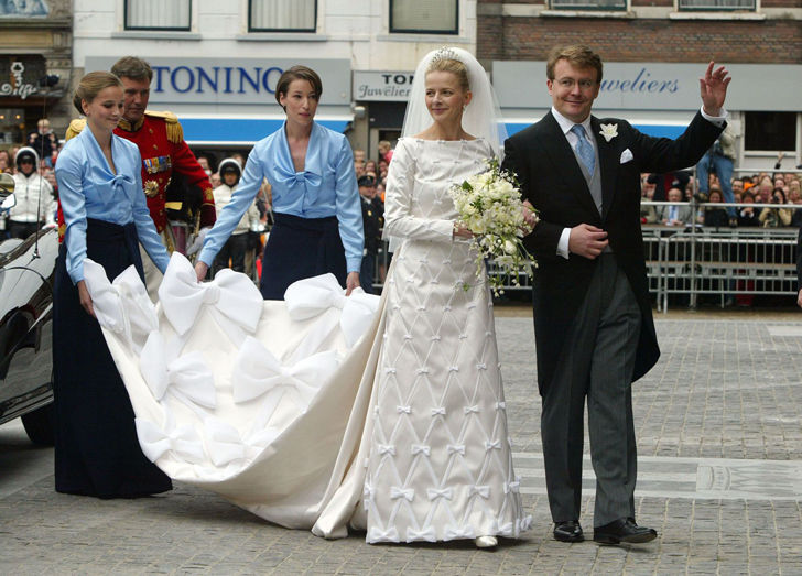 20-most-iconic-royal-wedding-dresses-in-history_11