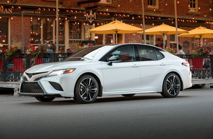 21 Cars That Can Last Over 250,000 Miles_8