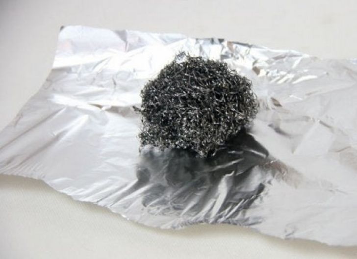 23 Incredible Uses Of Aluminum Foil_15