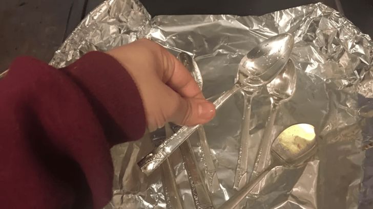 23 Incredible Uses Of Aluminum Foil_17