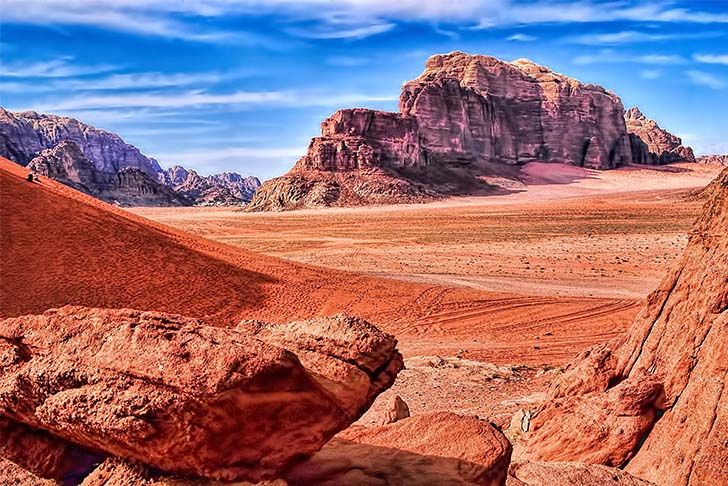 7-most-amazing-deserts-to-visit_2