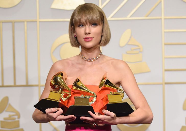 A Look At 23 Celebrities And Their Net Worth In 2019_43