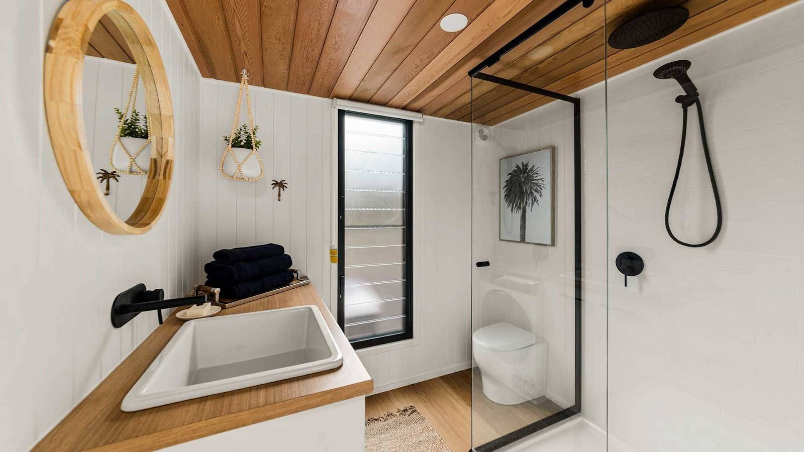 A Tiny 20-Sqm Cabin Hides An Amazing Interior. Check It Out!_10