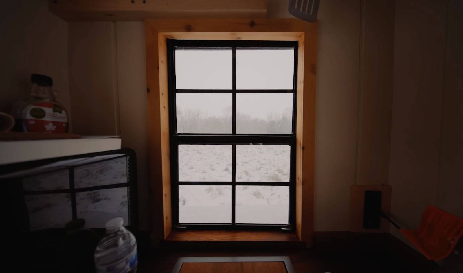 All Facilities In 19.46 Sq. Ft.! The World's Smallest Tiny House Built For $5,000_14