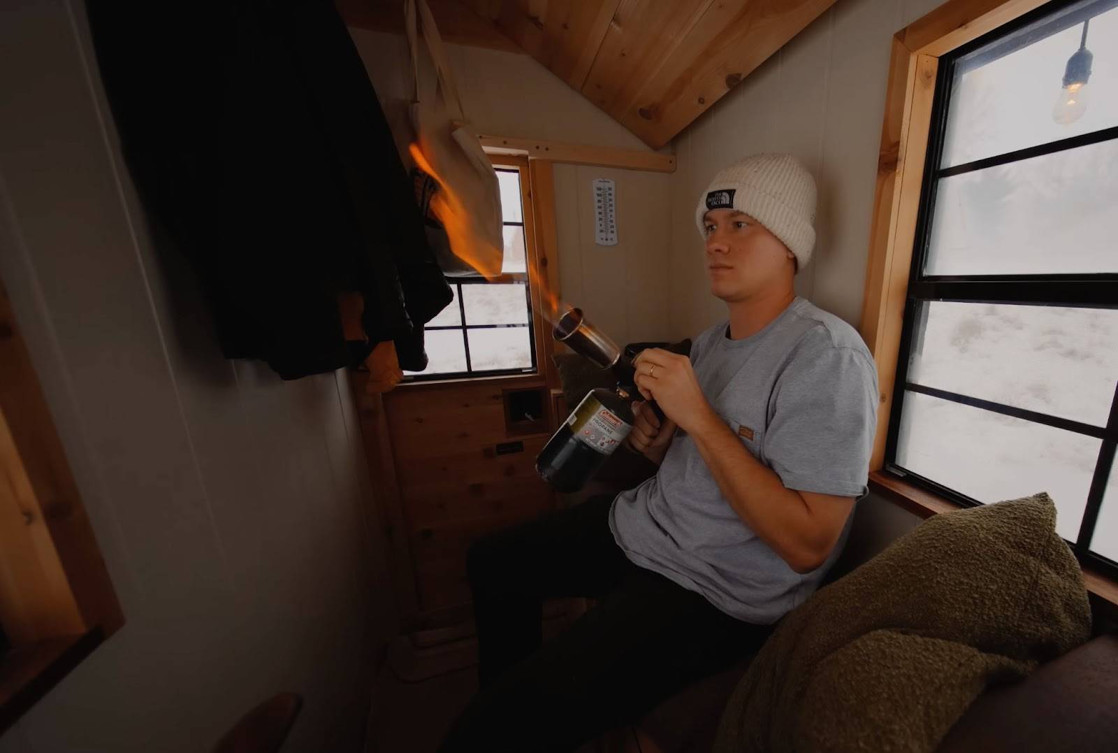 All Facilities In 19.46 Sq. Ft.! The World's Smallest Tiny House Built For $5,000_15