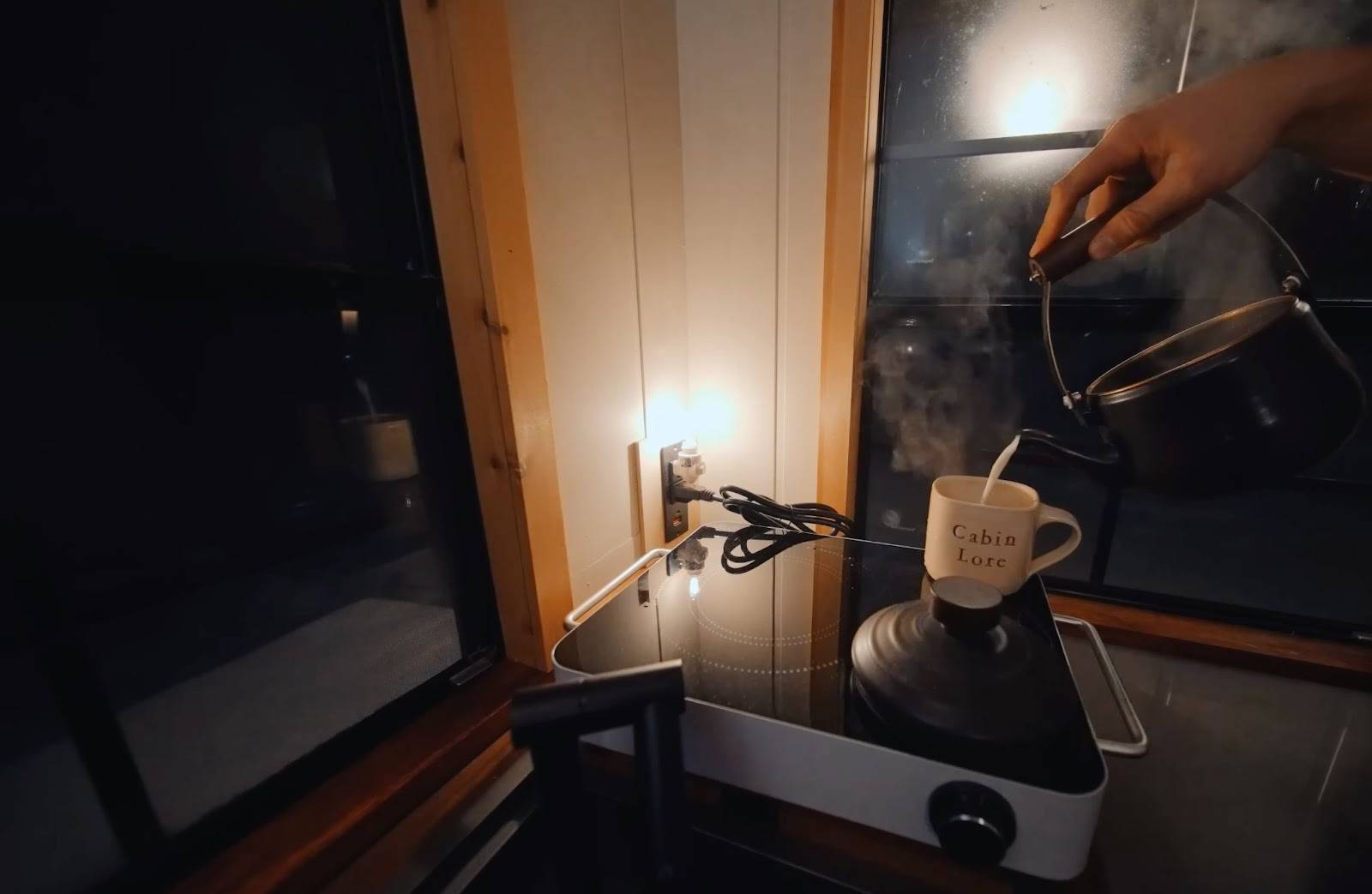 All Facilities In 19.46 Sq. Ft.! The World's Smallest Tiny House Built For $5,000_17