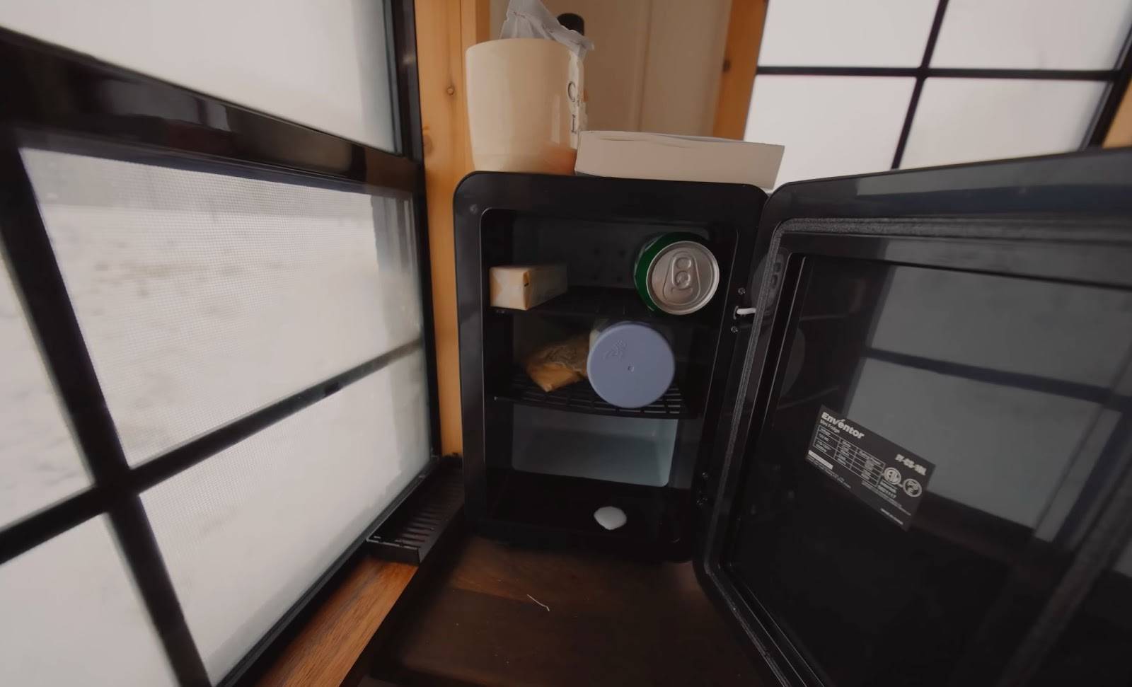 All Facilities In 19.46 Sq. Ft.! The World's Smallest Tiny House Built For $5,000_7