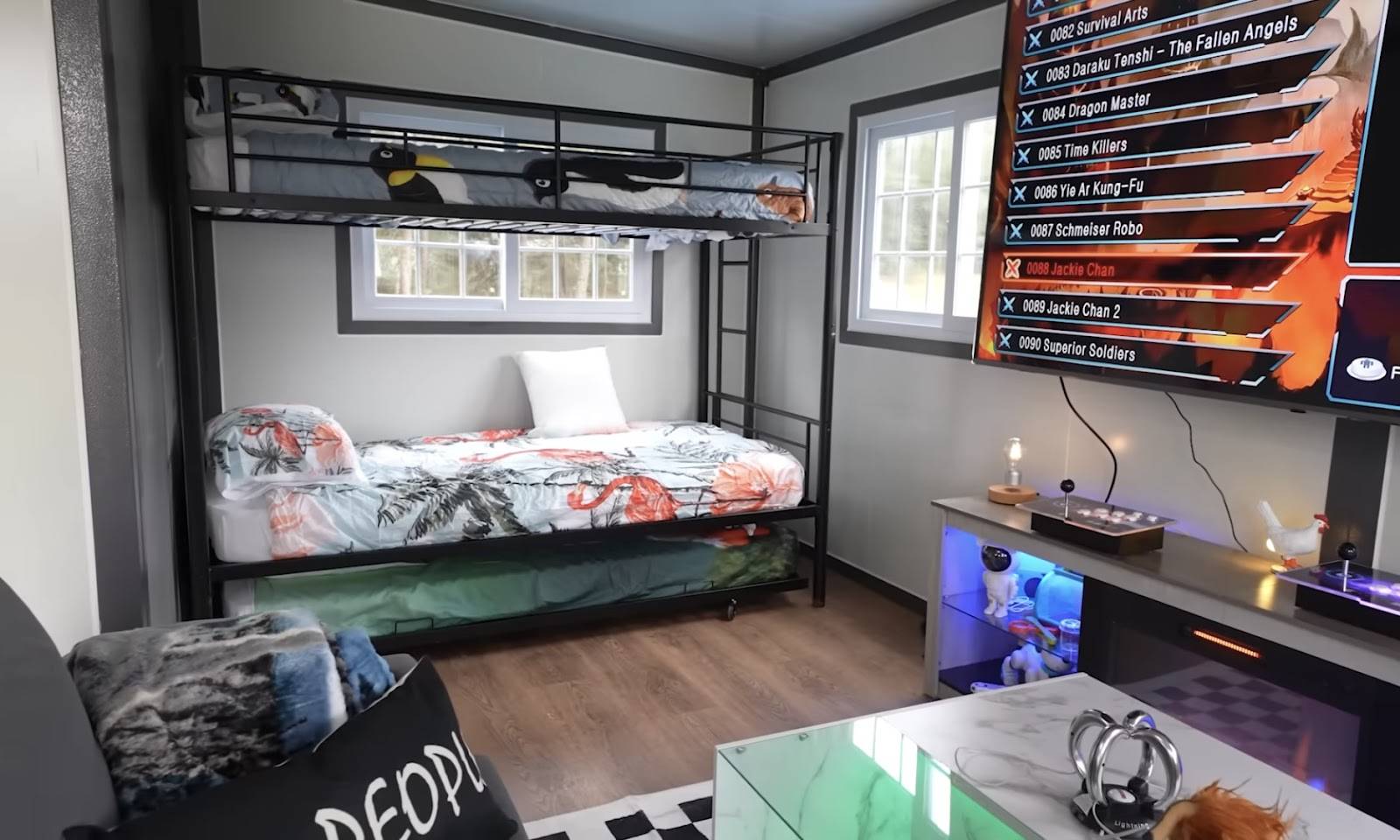 Amazon Alert! Your $10K Folding House Has Arrived In A Package!_4