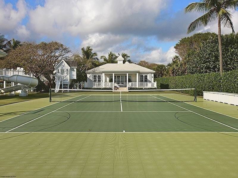 Celine Dion's Majestic $27M Waterfront Mansion: A Tour of Luxury_10