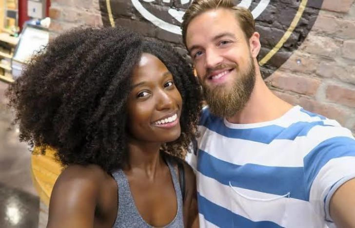 Couple Confused When Selfie Goes Viral Until They Read The Comments_13