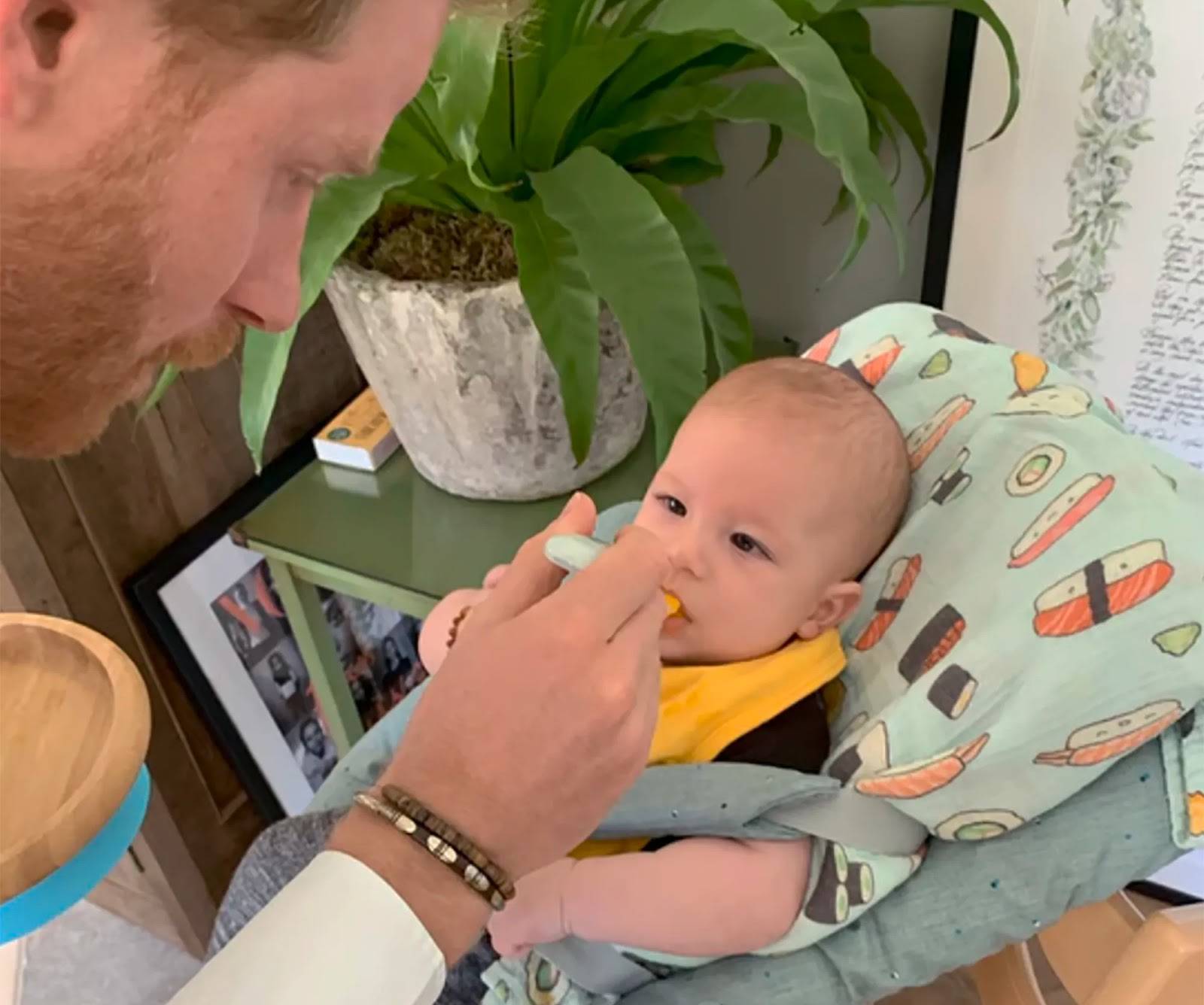 Harry And Meghan Finally Shares Photos Of Their Kids - Be The First To See!_2