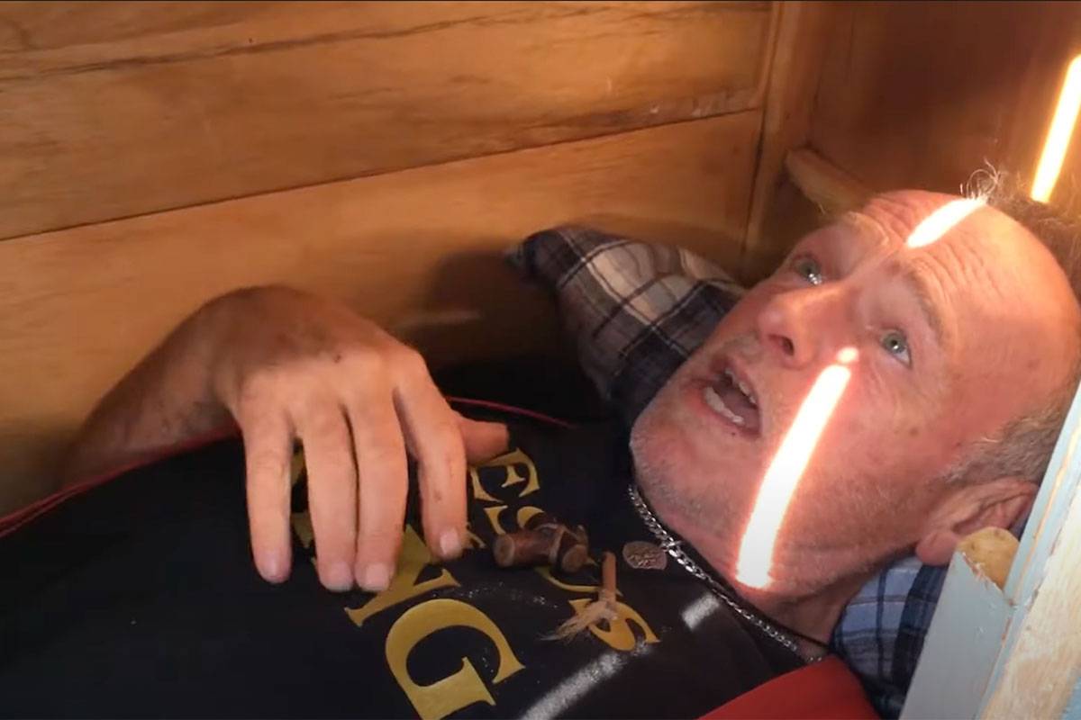 This Tiny House Is Only 240 Sq. Ft., Here's How It Looks Inside!_10