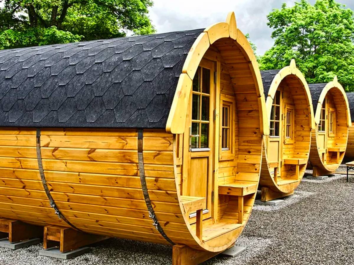 This Tiny Trailer House Is Just 240 Square Foot, But Look At Its Interior_12