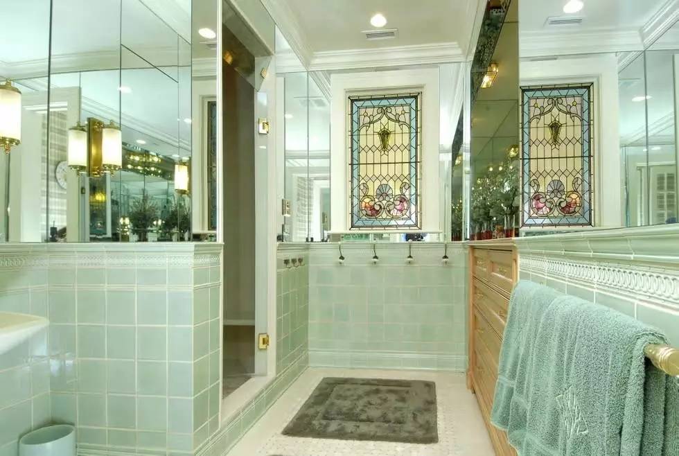 What’s Inside Trump’s $4M Mansion That Sold For $31.5M Today?_11