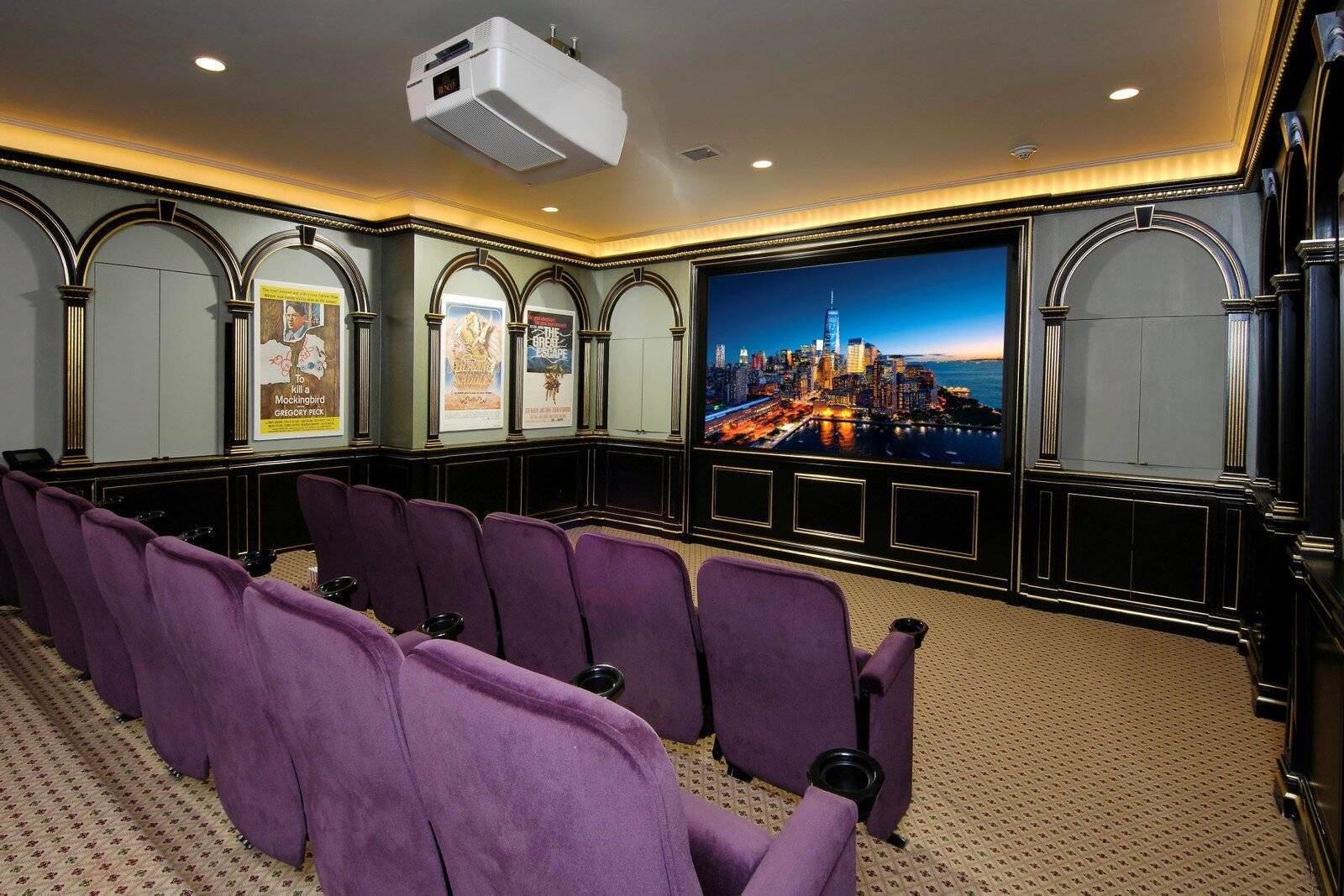 What’s Inside Trump’s $4M Mansion That Sold For $31.5M Today?_14
